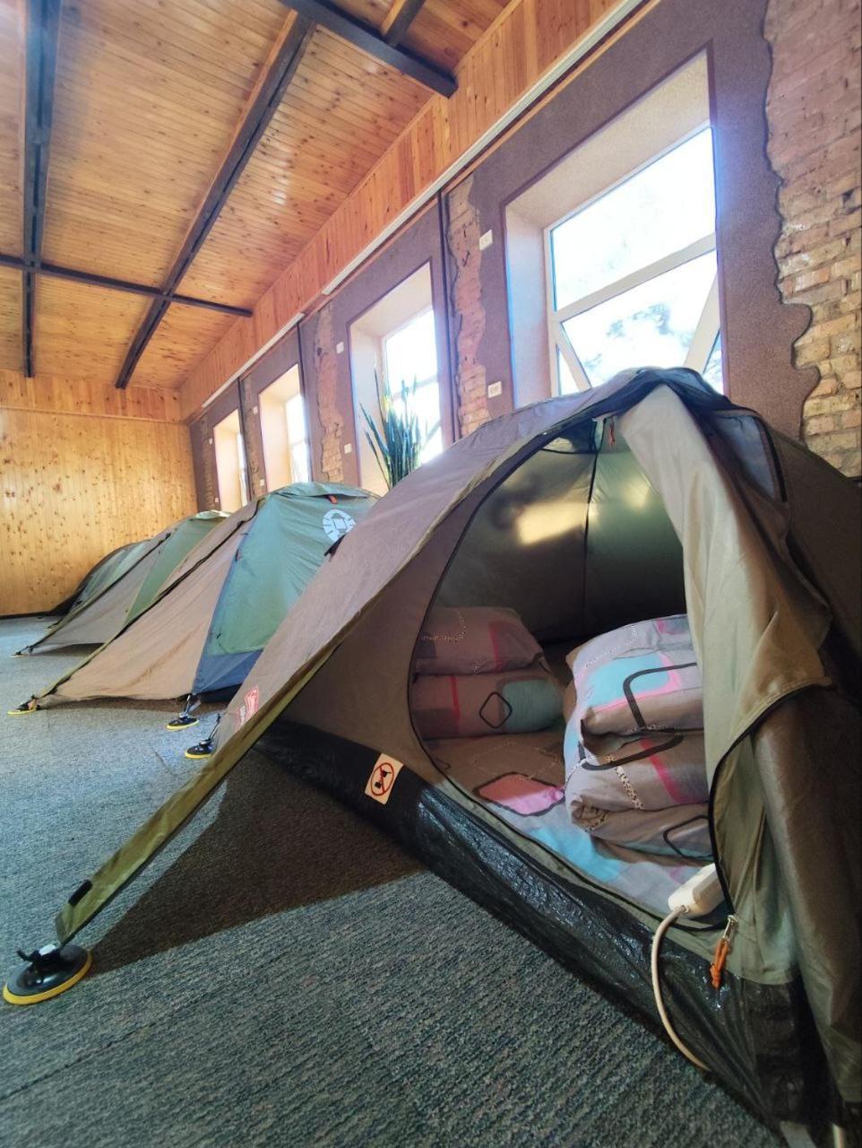 Urban Monkey Tent Hostel & Bar Karakol Ngoại thất bức ảnh