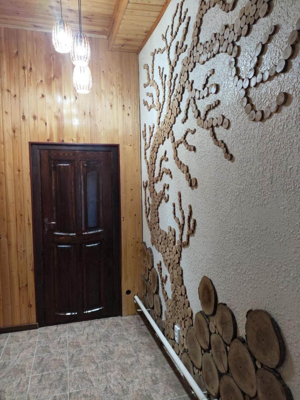 Urban Monkey Tent Hostel & Bar Karakol Ngoại thất bức ảnh